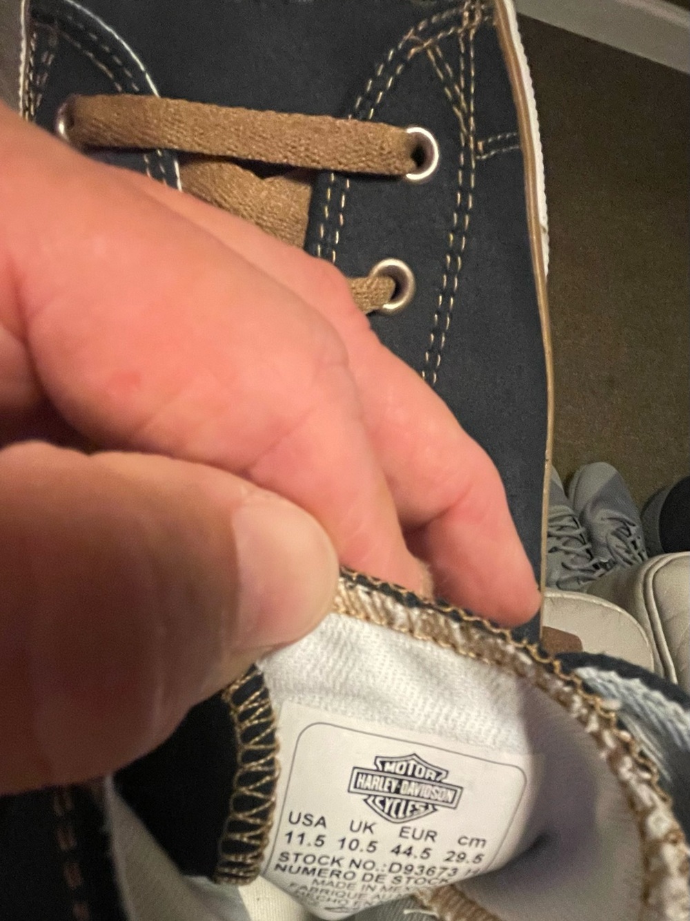 Harley-Davidson Black High-Top Sneakers with Brown Accents - Picture 3 of 6